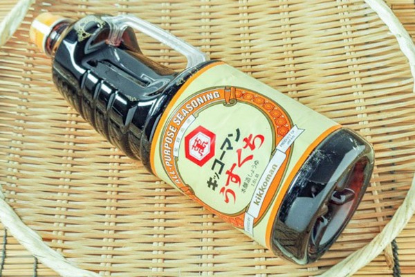 うすくちしょうゆ（キッコーマン株式会社）